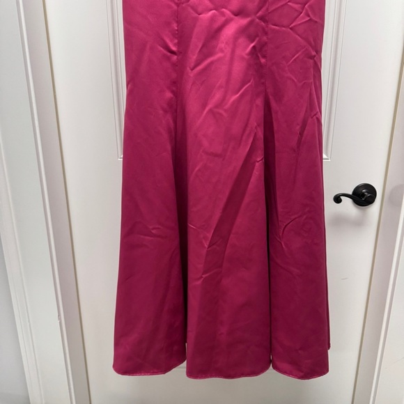 Morilel Pink Strapless Maxi Trumpet Gown - Picture 3 of 10